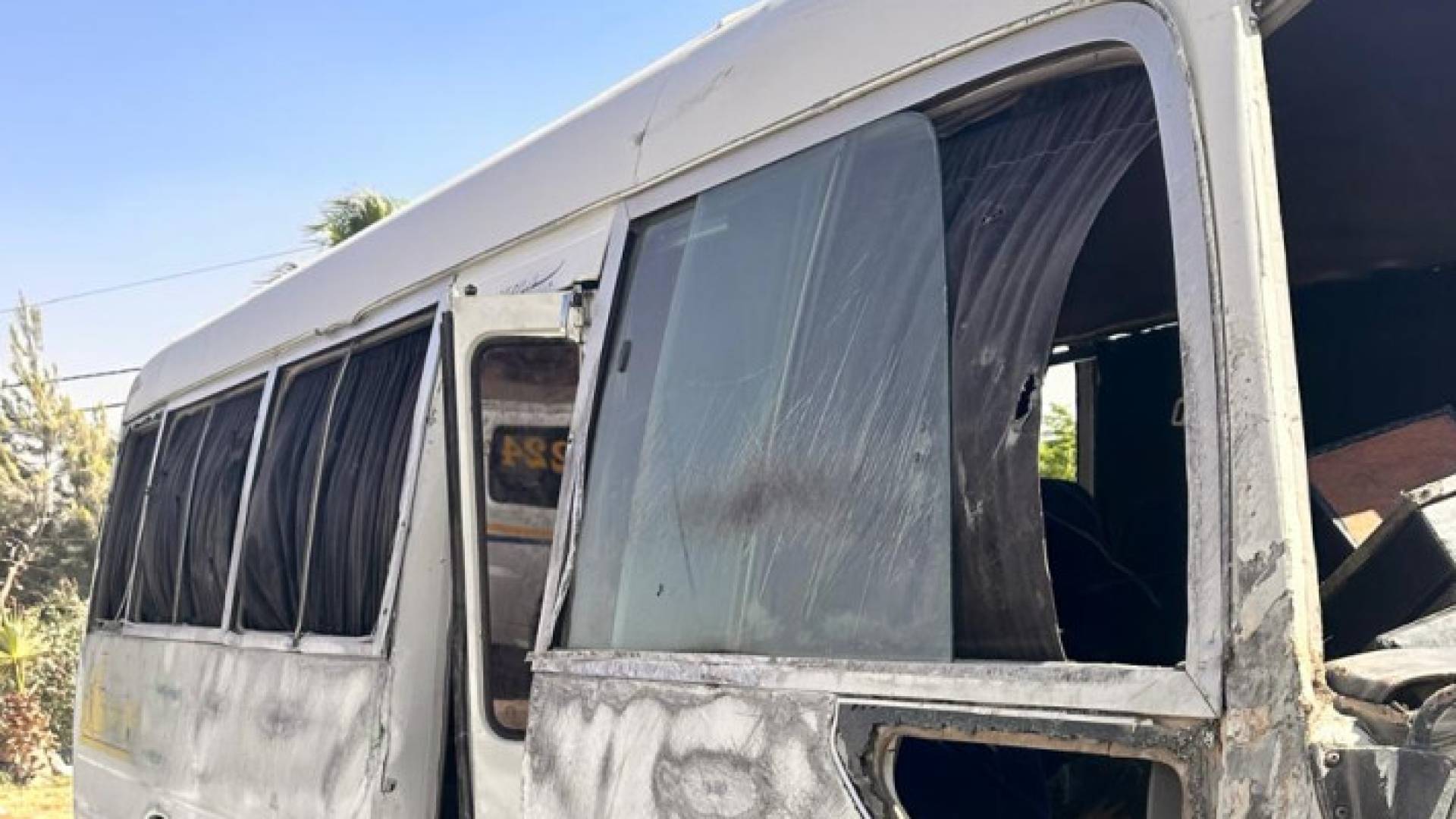 حادث حافلة متوسطة