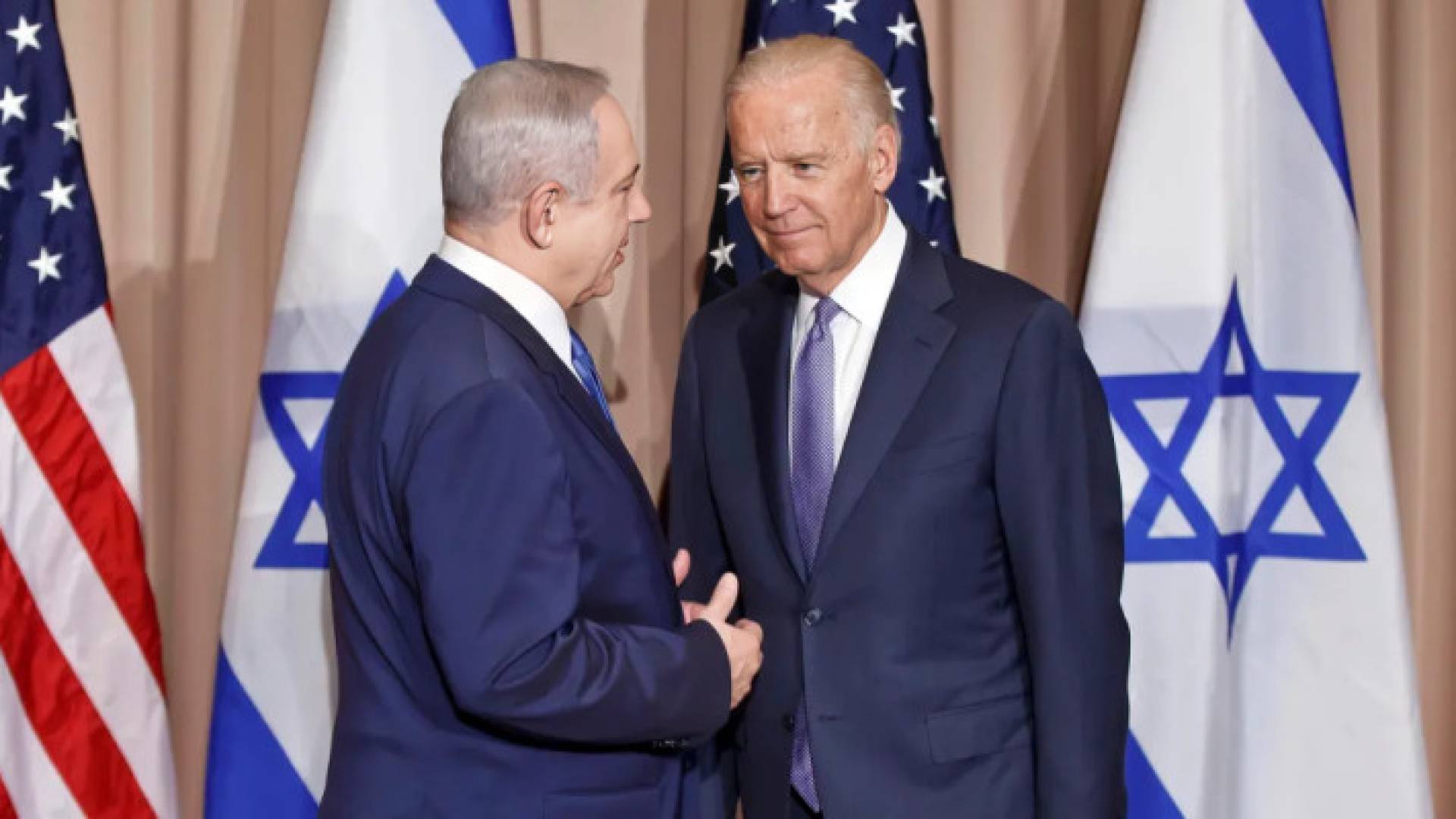 رئيس حكومة الاحتلال الإسرائيلي والرئيس الأمريكي جو بايدن
