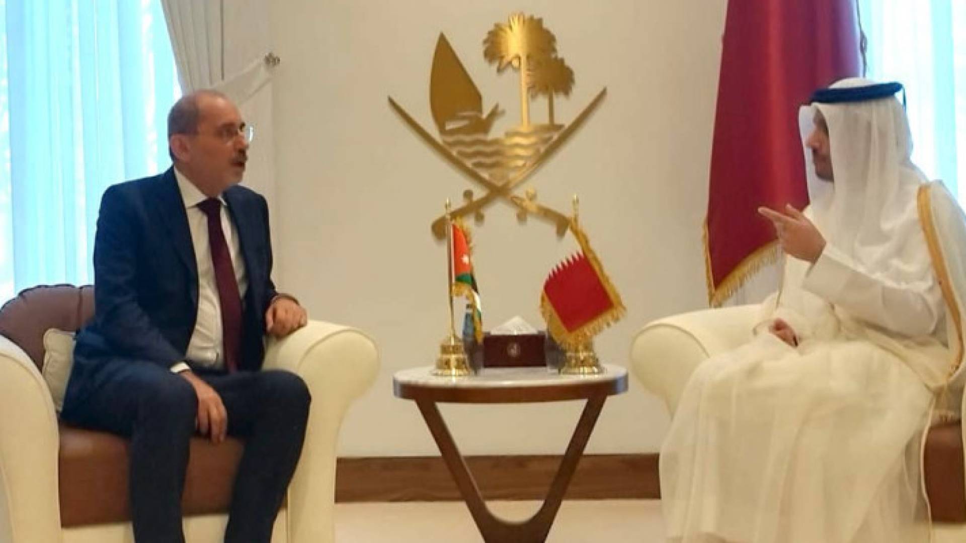 وزير الخارجية أيمن الصفدي ووزير خارجية دولة قطر الشيخ محمد بن عبدالرحمن آل ثاني