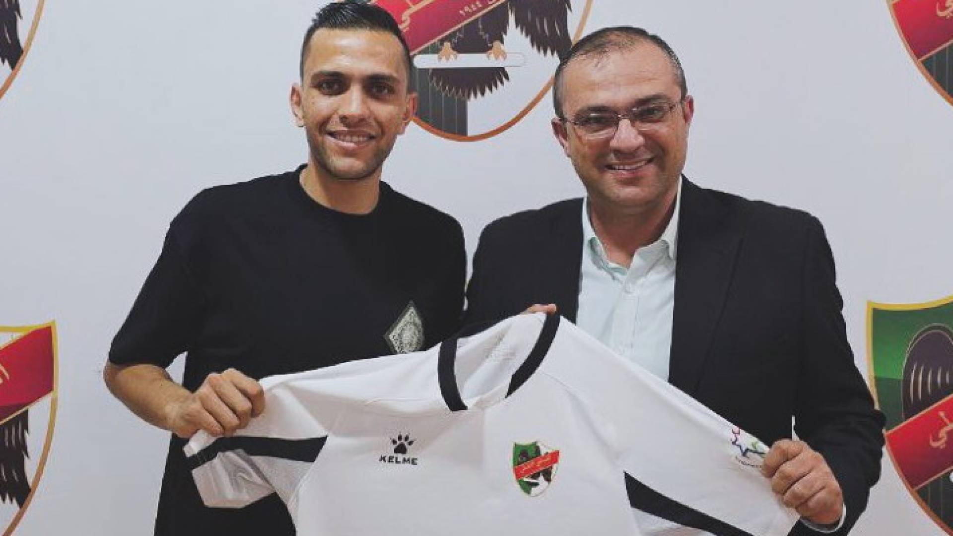 من حفل التوقيع