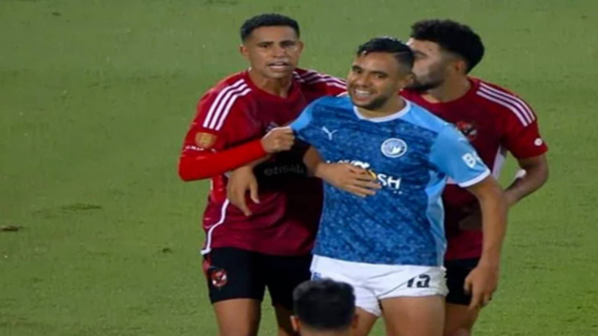 من مباراة الأهلي وبيراميدز في الدوري المصري