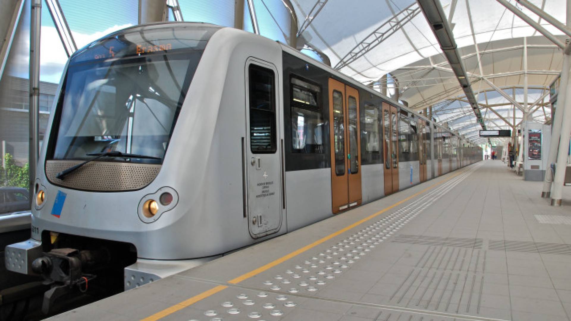 مترو - تعبيرية