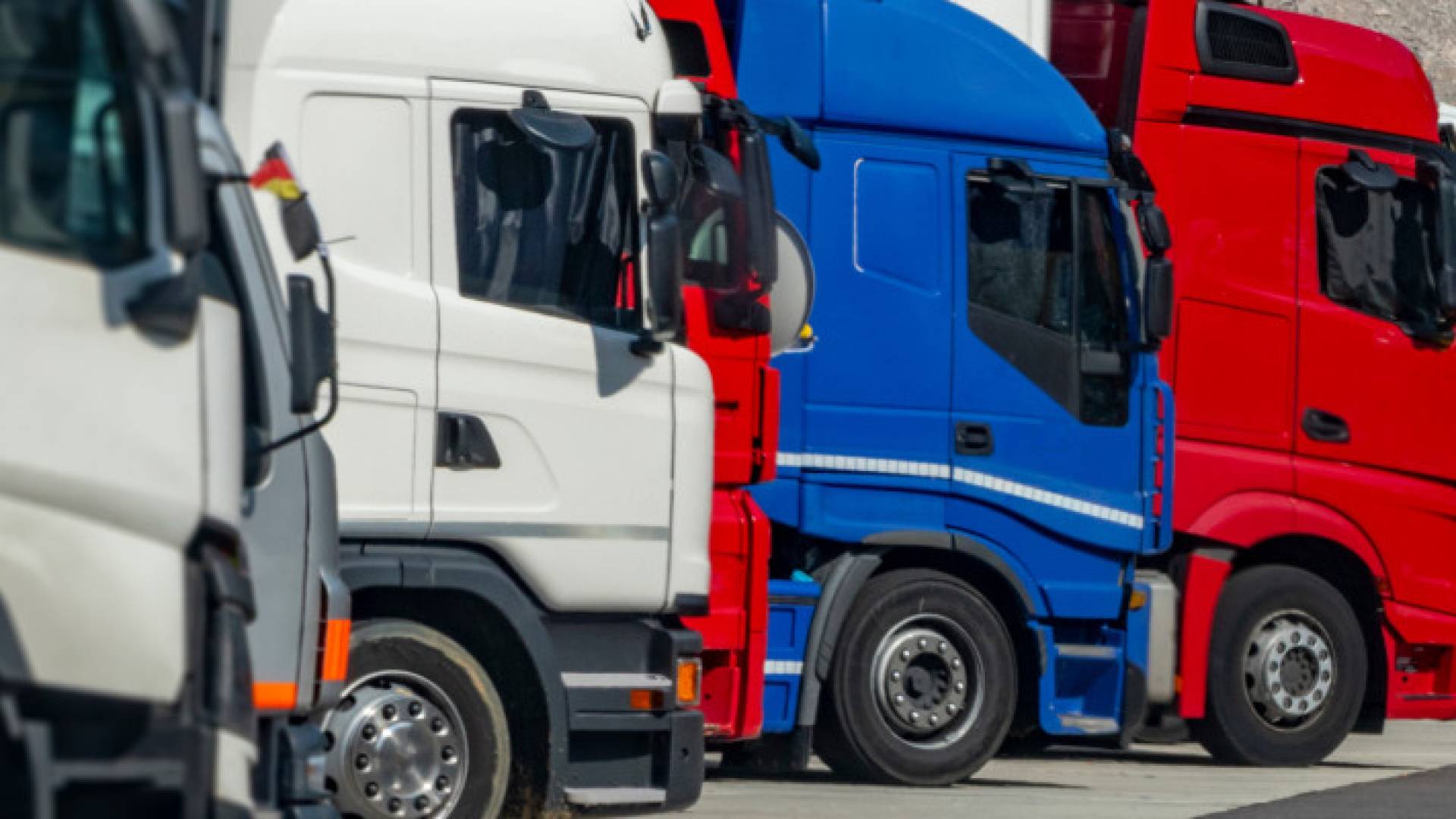 صورة تعبر عن رؤوس قاطرات