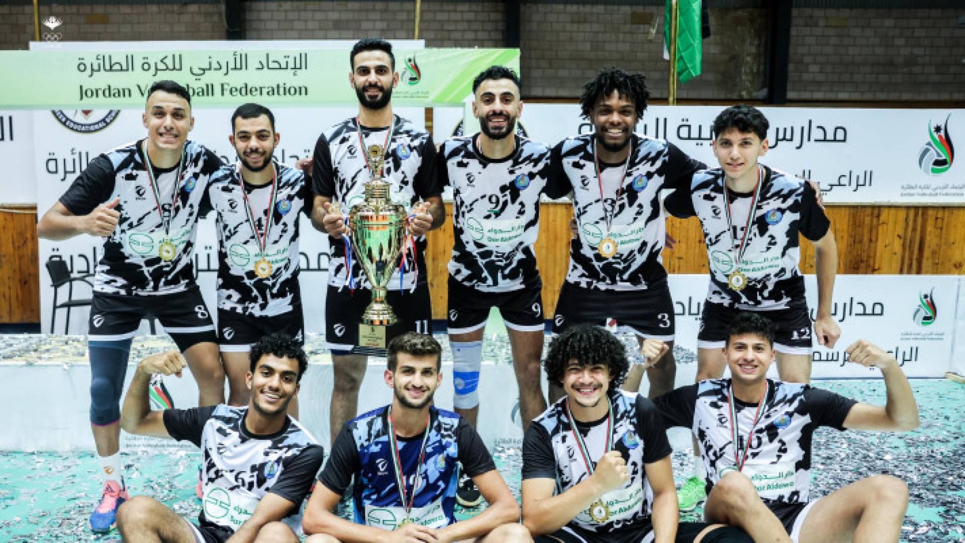 فريق شباب الحسين المتوج بلقب كأس السوبر للكرة الطائرة للرجال