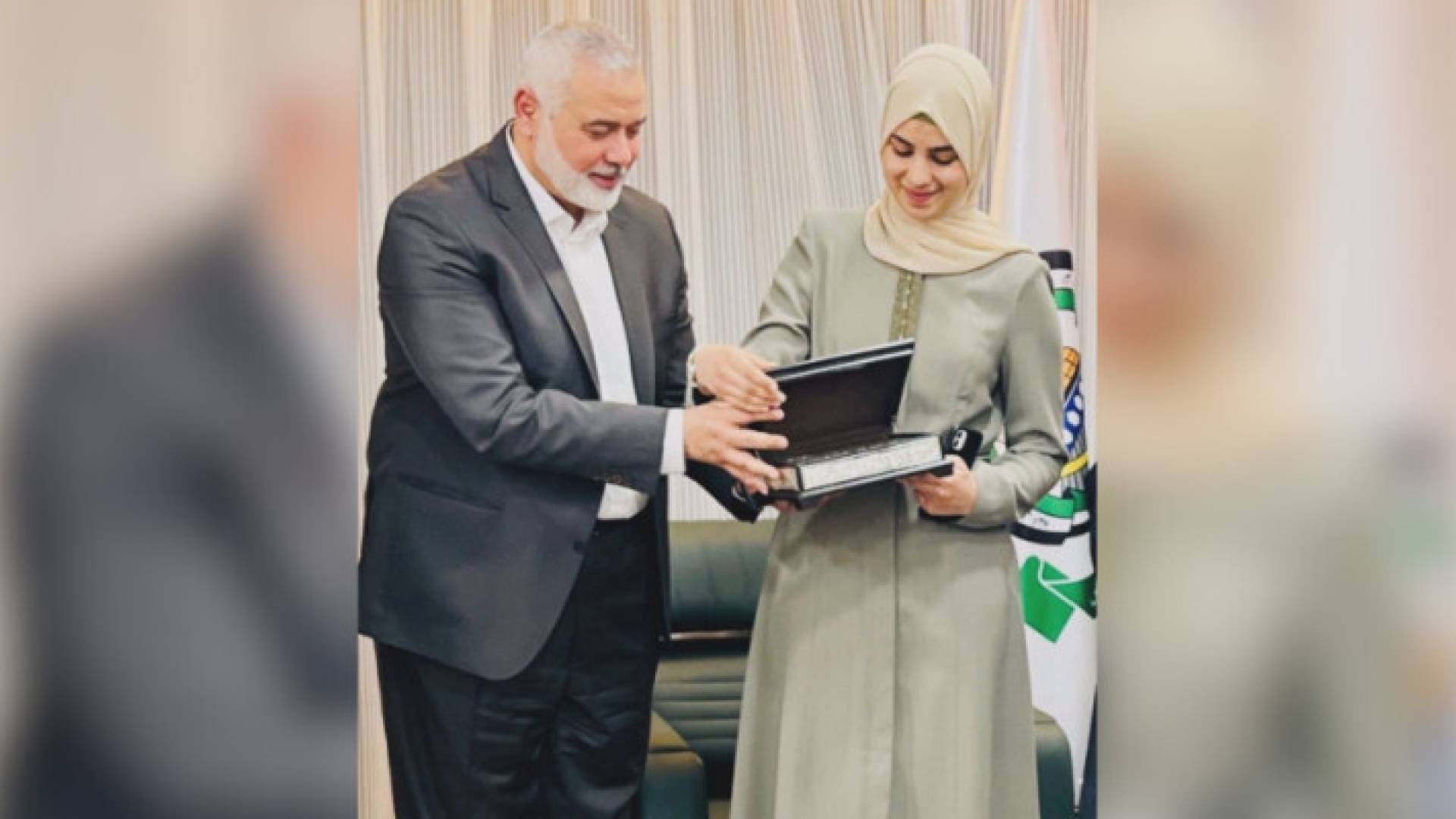 رئيس المكتب السياسي لحركة المقاومة الإسلامية (حماس) الشهيد إسماعيل هنية وحفيدته - أرشيف