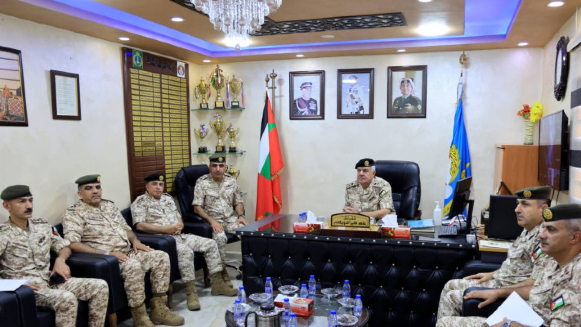 خلال زيارة رئيس هيئة الأركان المشتركة يزور قيادة المنطقة العسكرية الشمالية