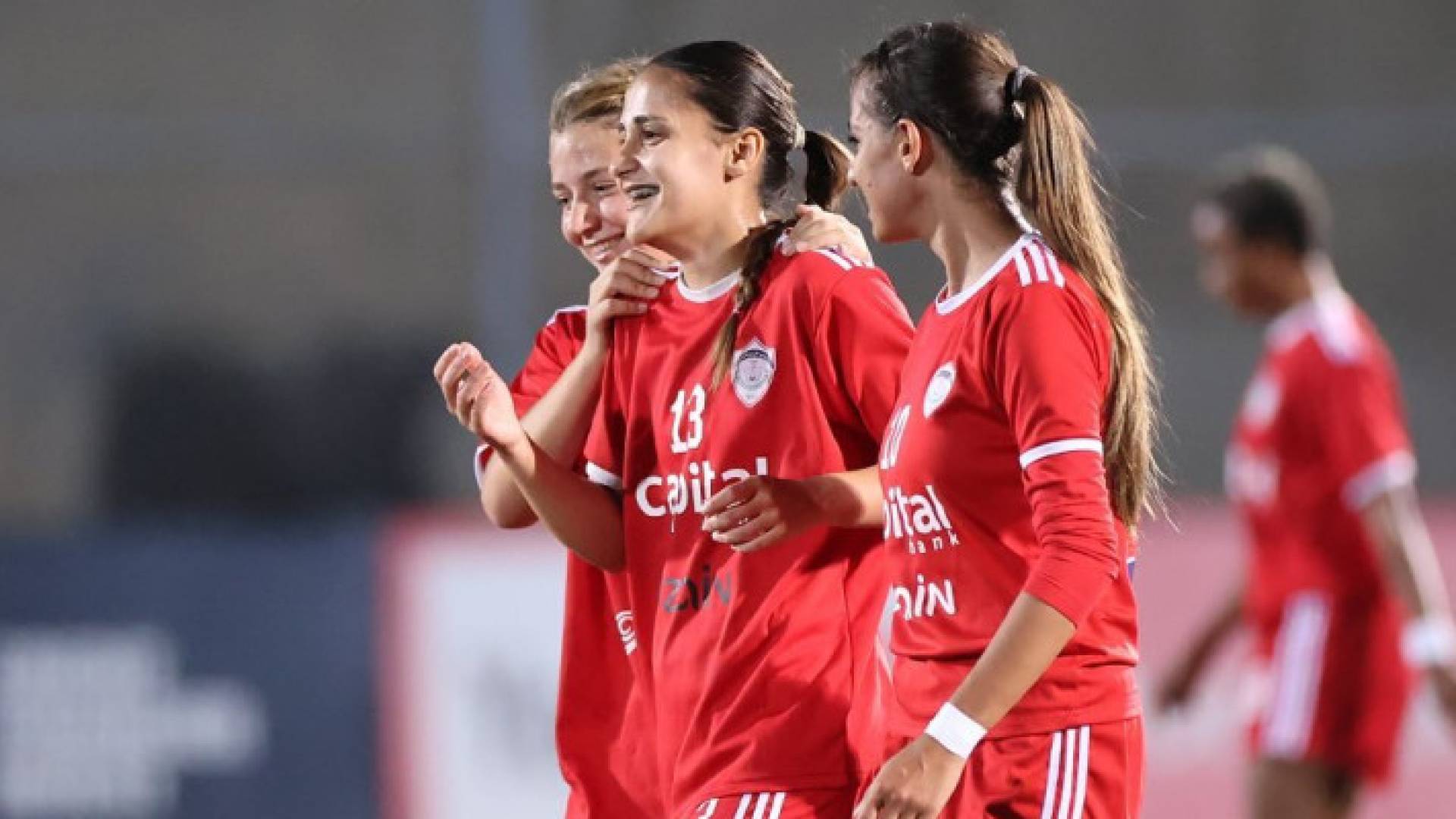 لاعبات الأرثوذكسي يحتفلن بهدف سابق