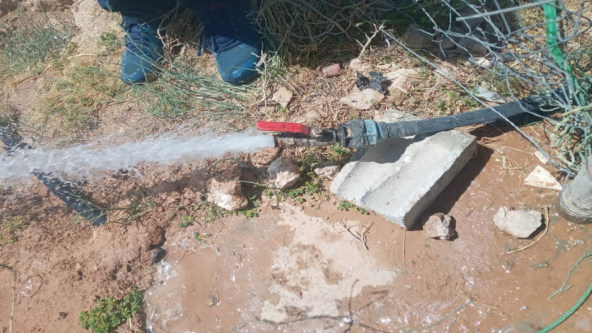 ضبط اعتداء على مياه في الرمثا