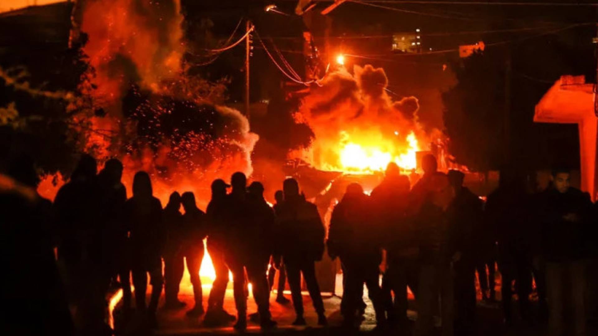 اشتباكات وإشعال النيران في الضفة الغربية "أرشيفية"