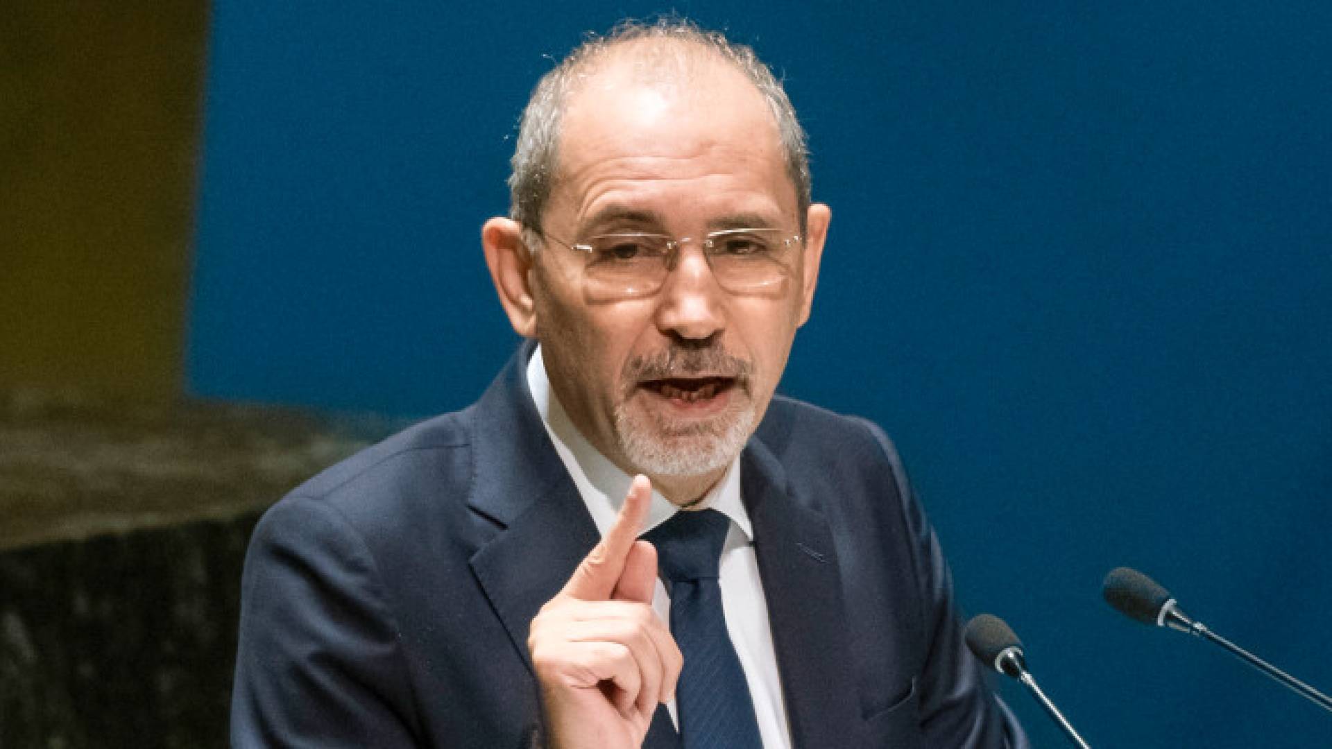 وزير الخارجية وشؤون المغتربين أيمن الصفدي