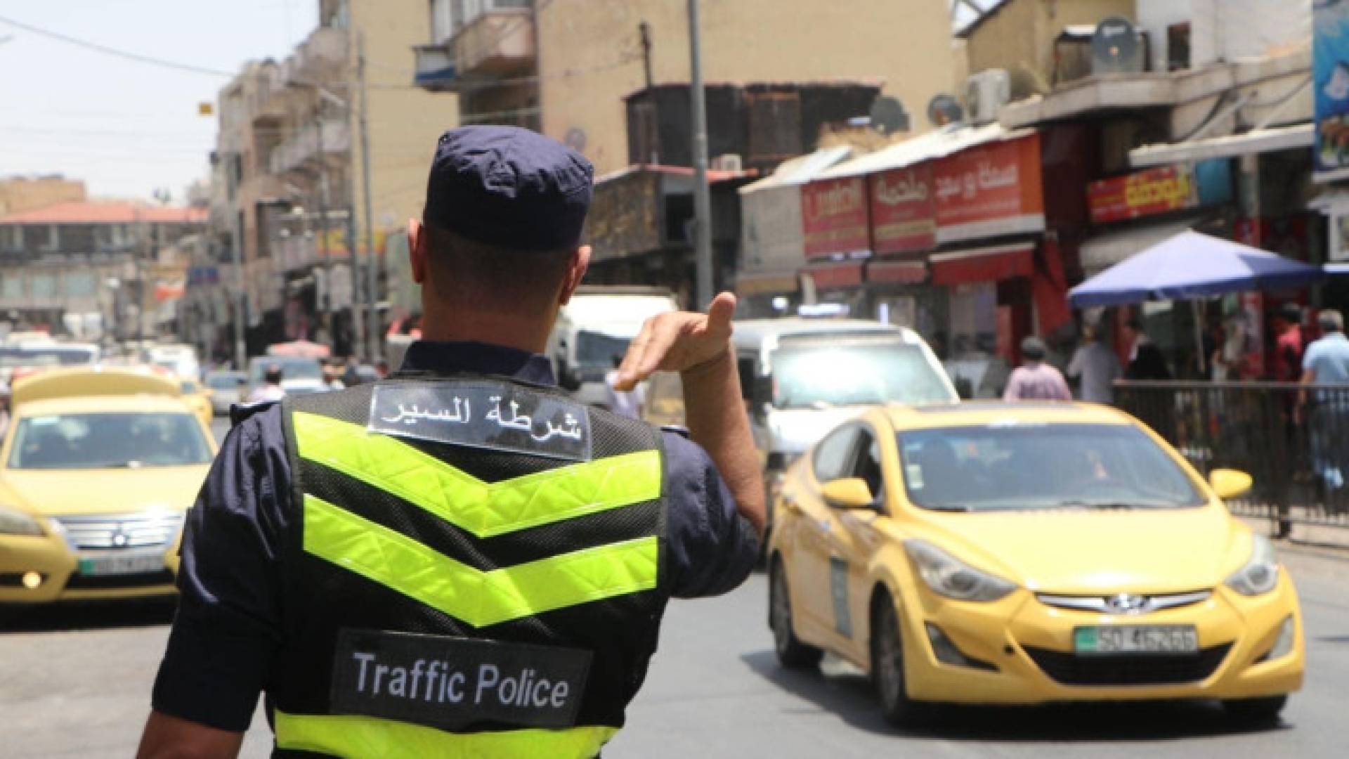 شرطي سير في العاصمة عمان