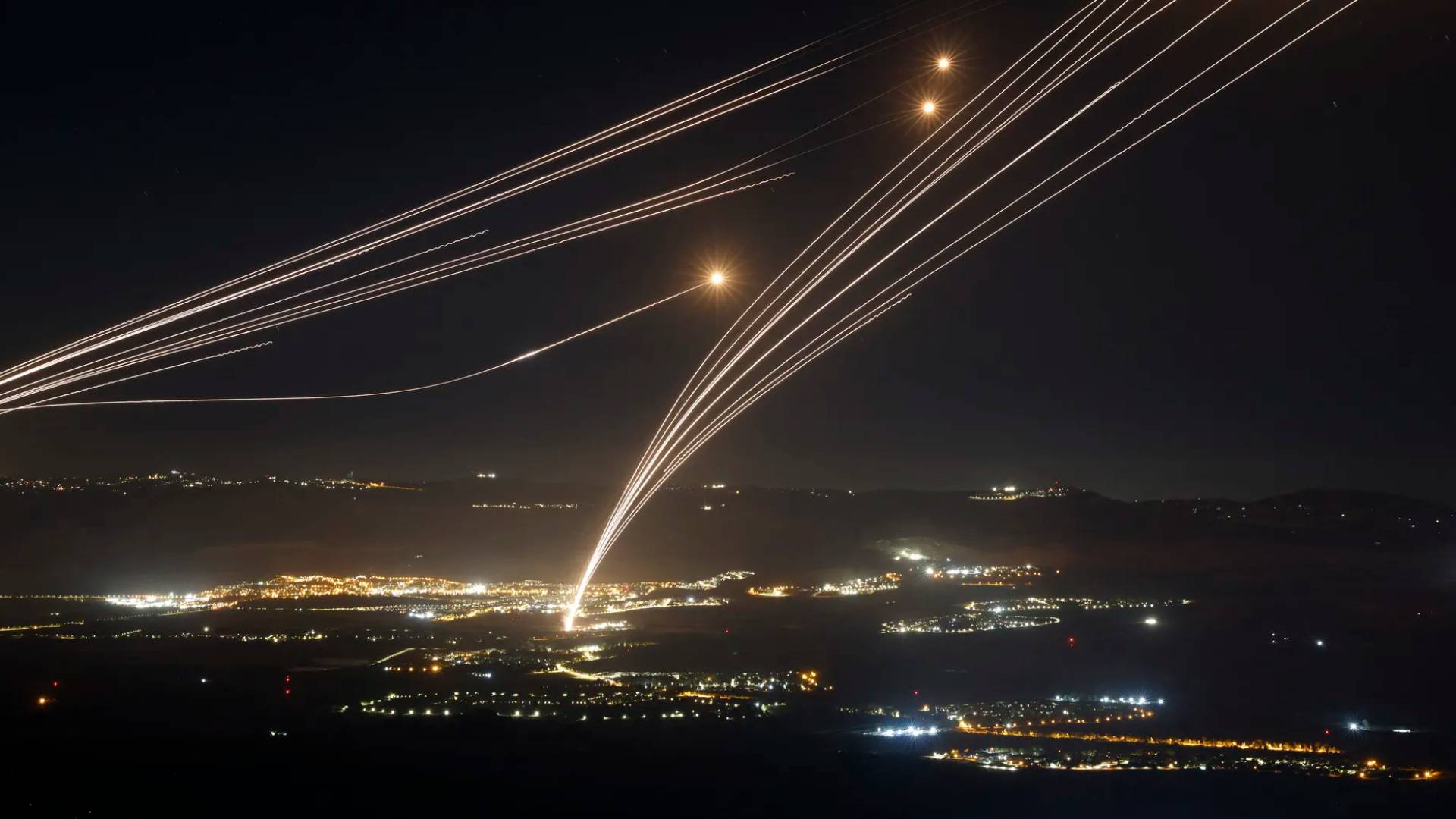 رشقة صاروخية