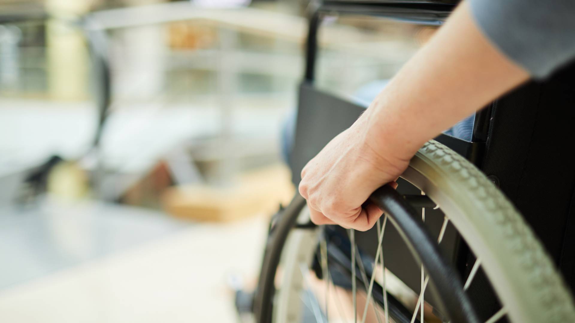 شخص ذوي إعاقة حركية "أرشيفية"