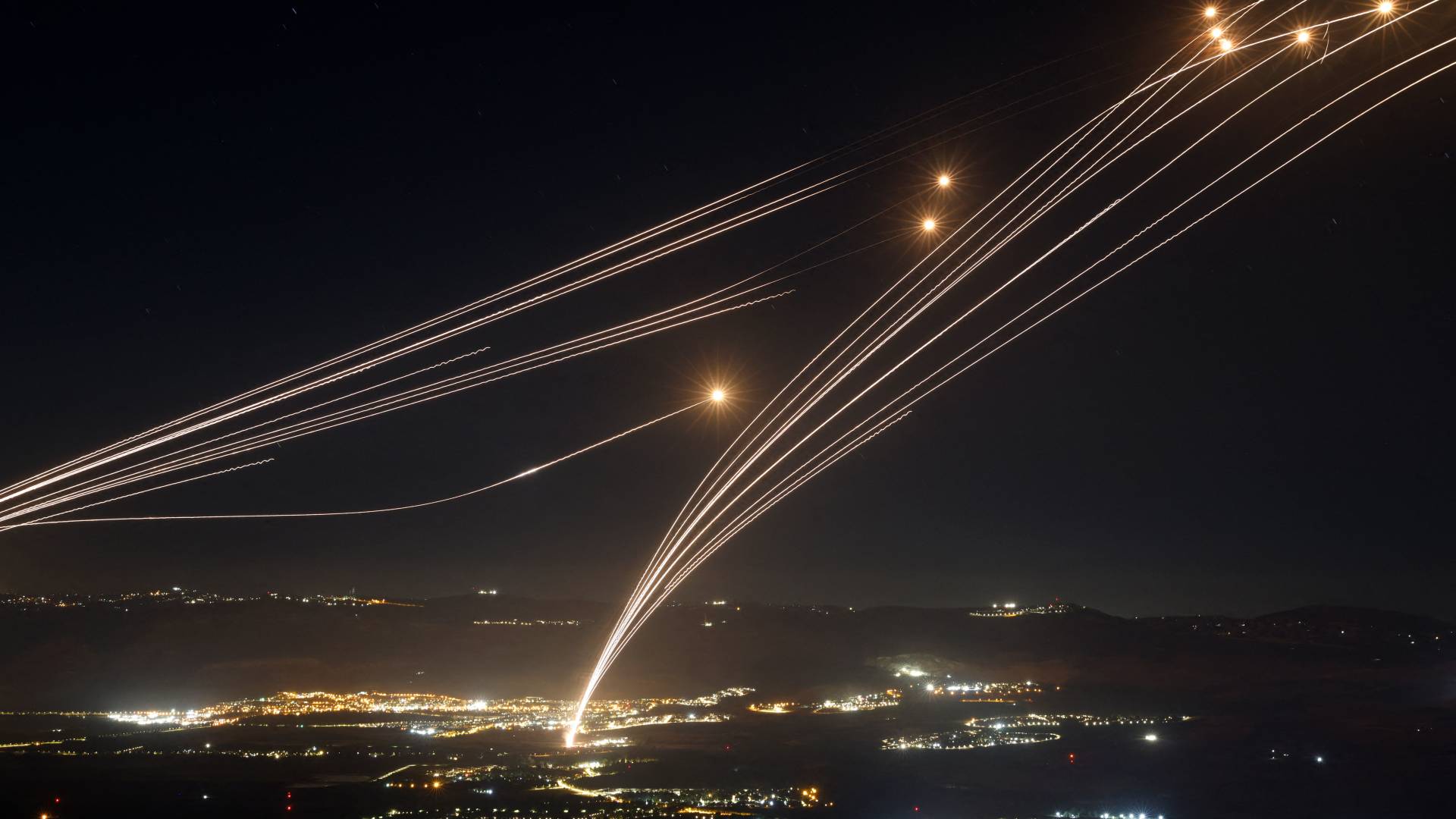 رشقات صاروخية تستهدف كيان الاحتلال