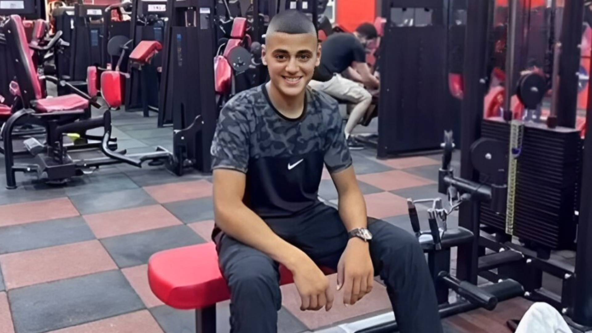 الشاب الشهيد شادي شيحة