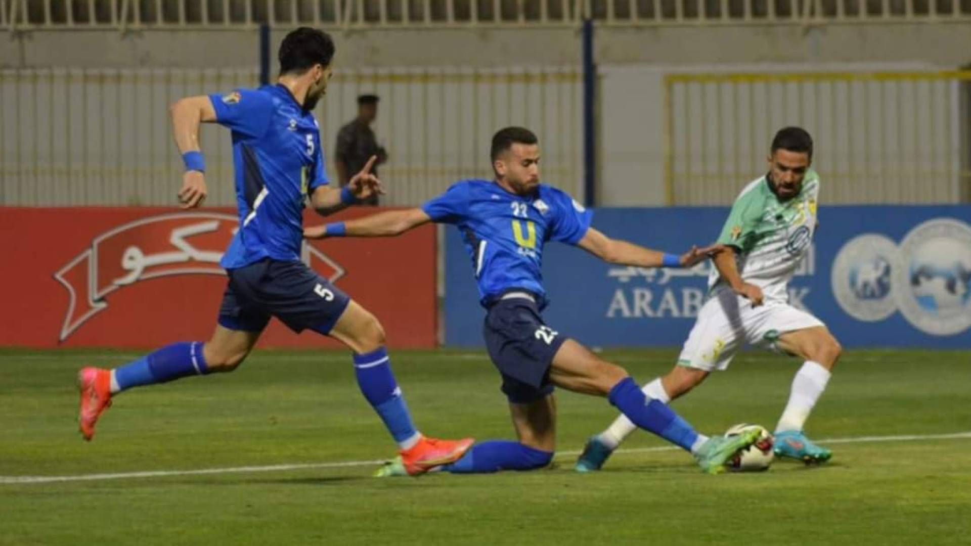 من مباراة سابقة بين الفريقين
