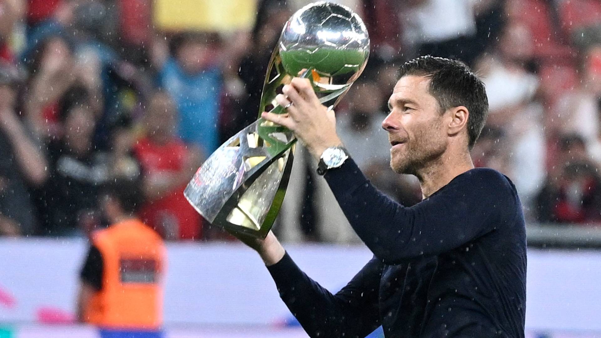 مدرب ليفركوزن تشابي ألونسو