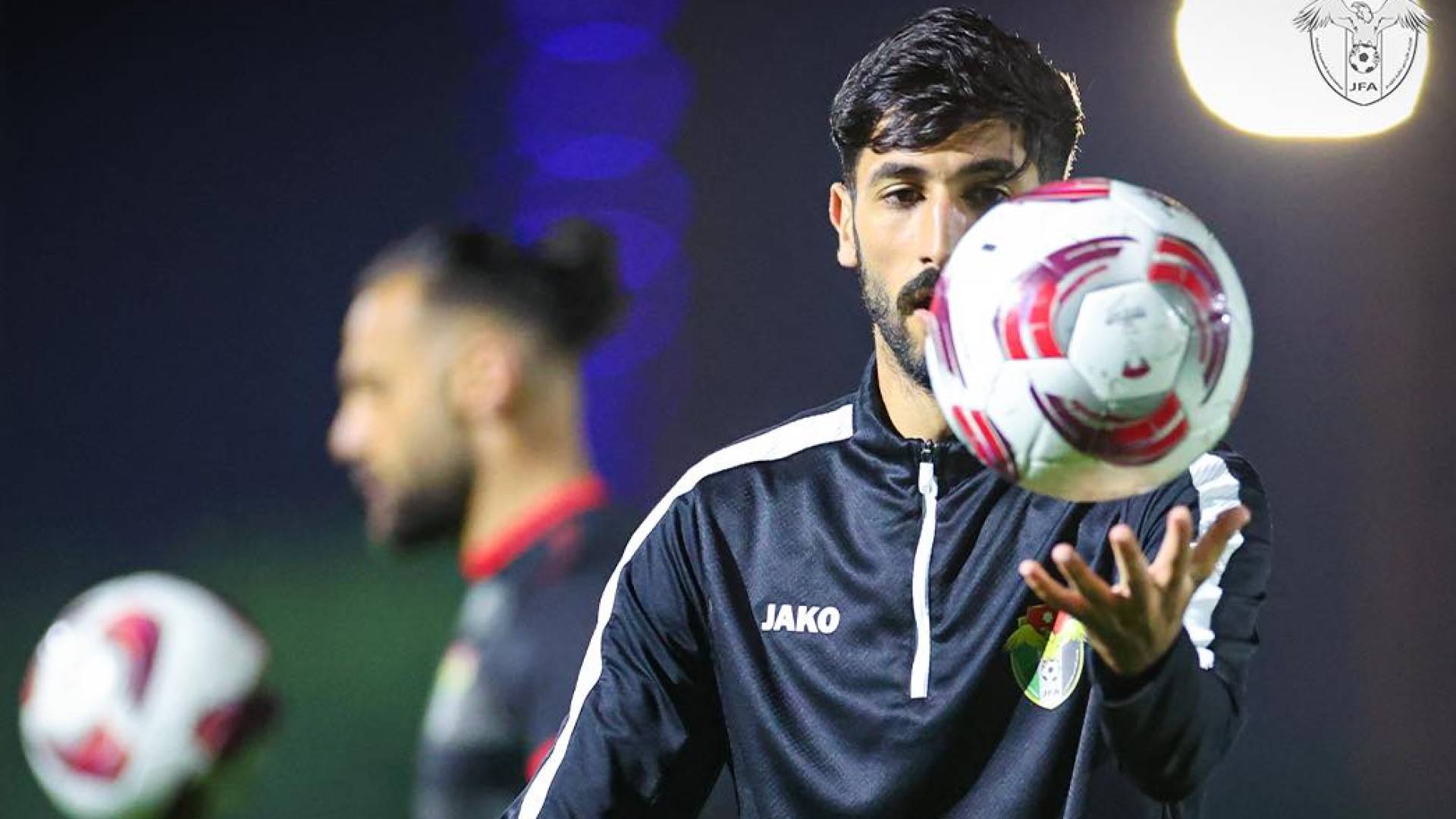 لاعب المنتخب الوطني يزن نعيمات