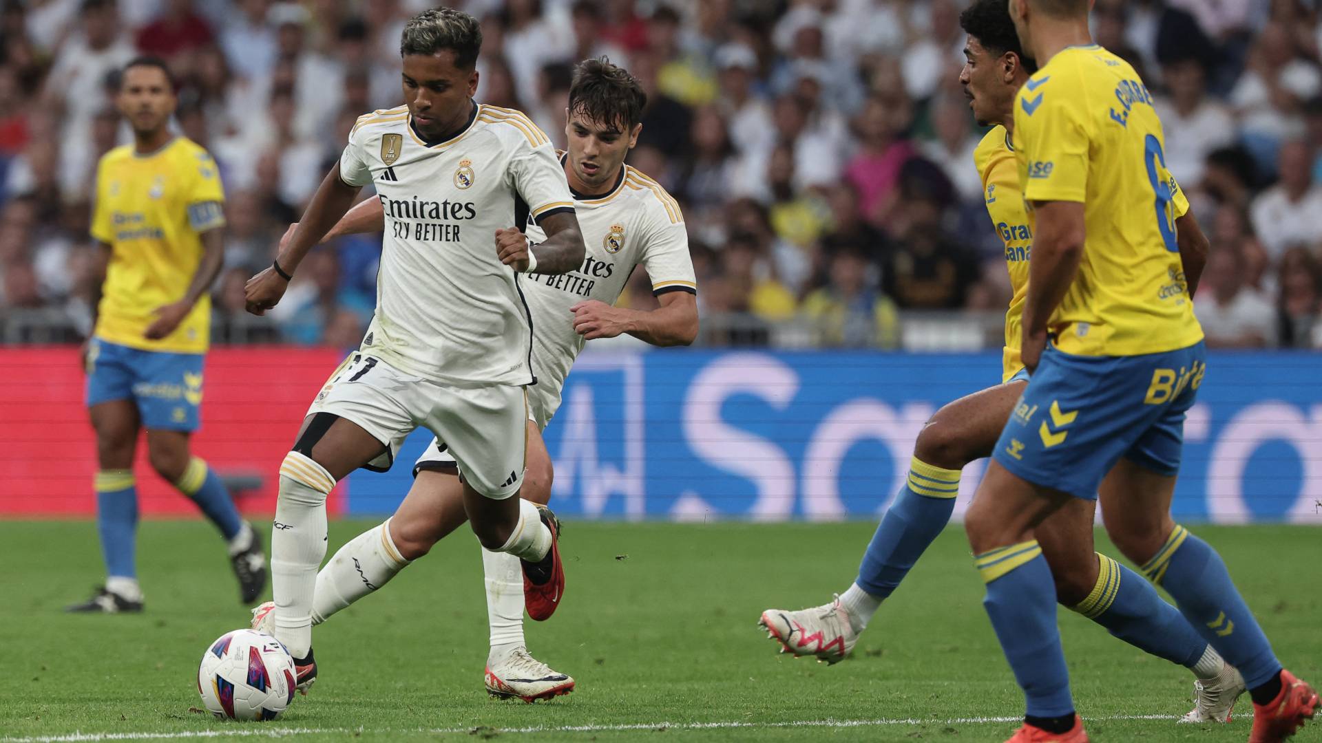 لاعب ريال مدريد رودريجو جوس