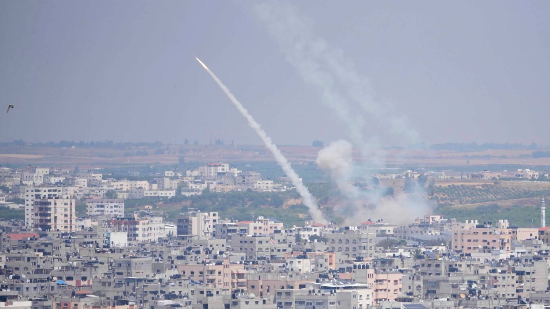 رشقة صاروخية