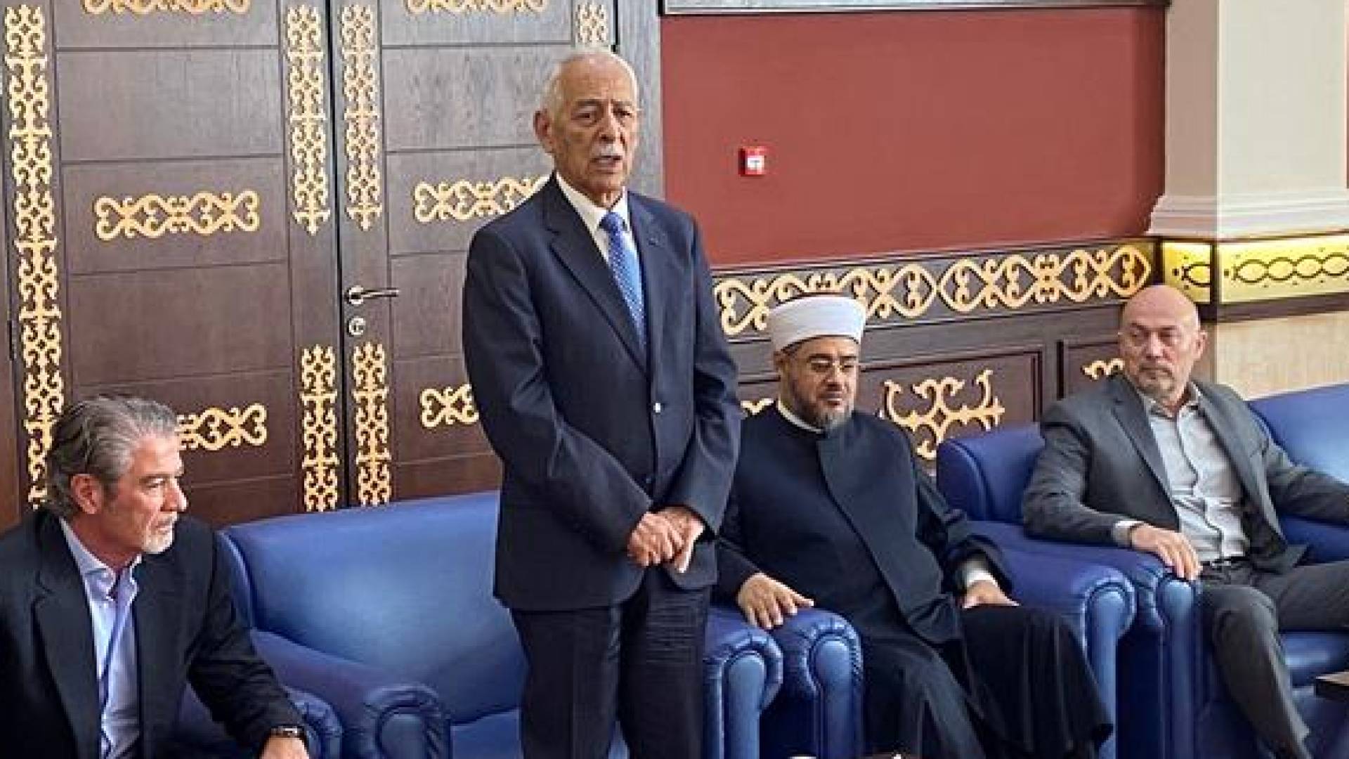 مندوبا عن الملك وولي العهد.. العيسوي يعزي بوفاة الوزير الأسبق مامسر