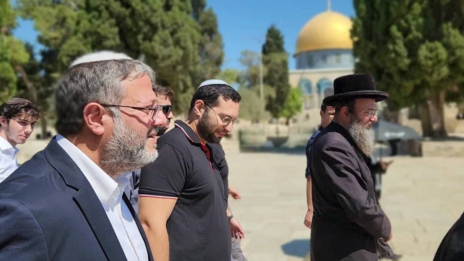 بن غفير خلال اقتحامه المسجد الأقصى المبارك