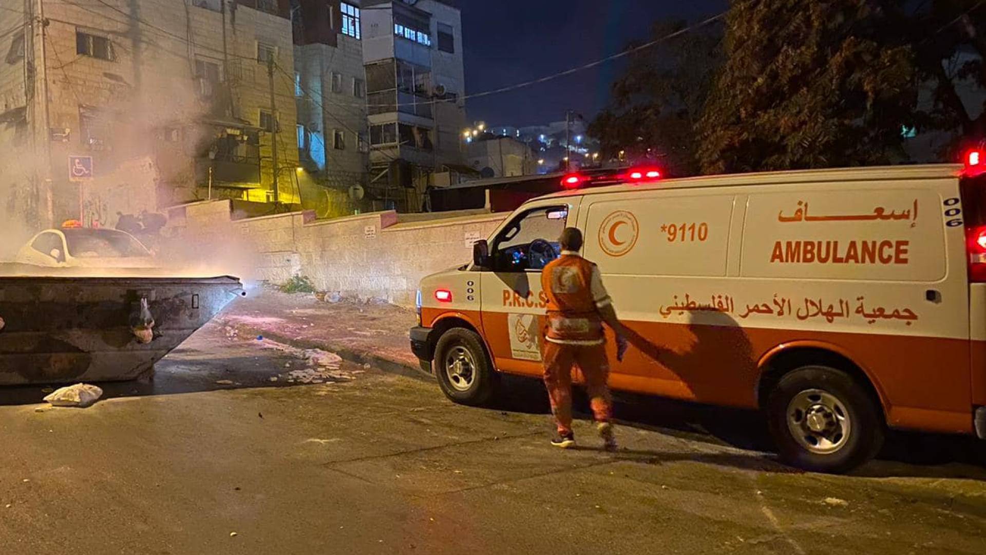 إسعاف الهلال الأحمر الفلسطيني