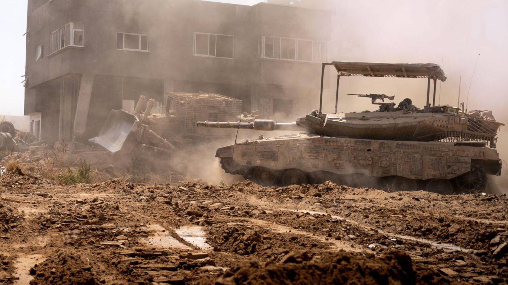 توغل دبابات للحتلال في غزة