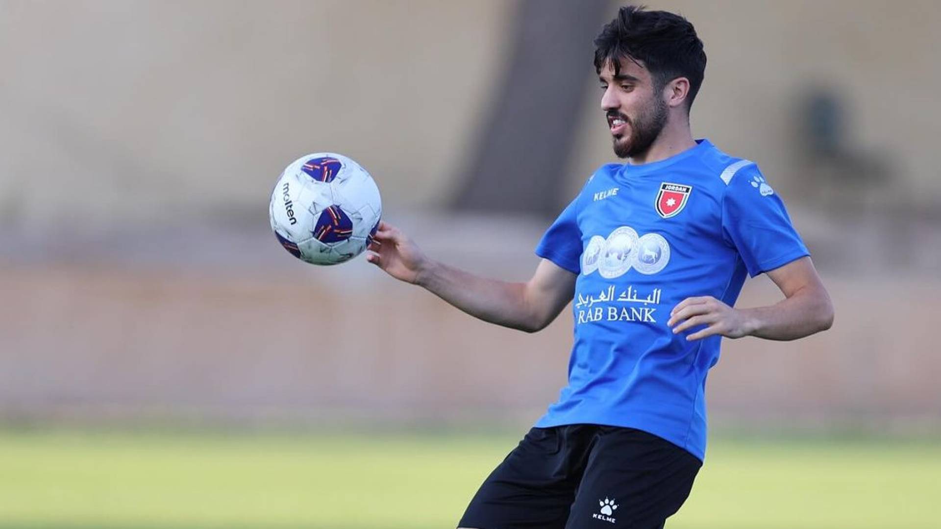 اللاعب عارف الحاج
