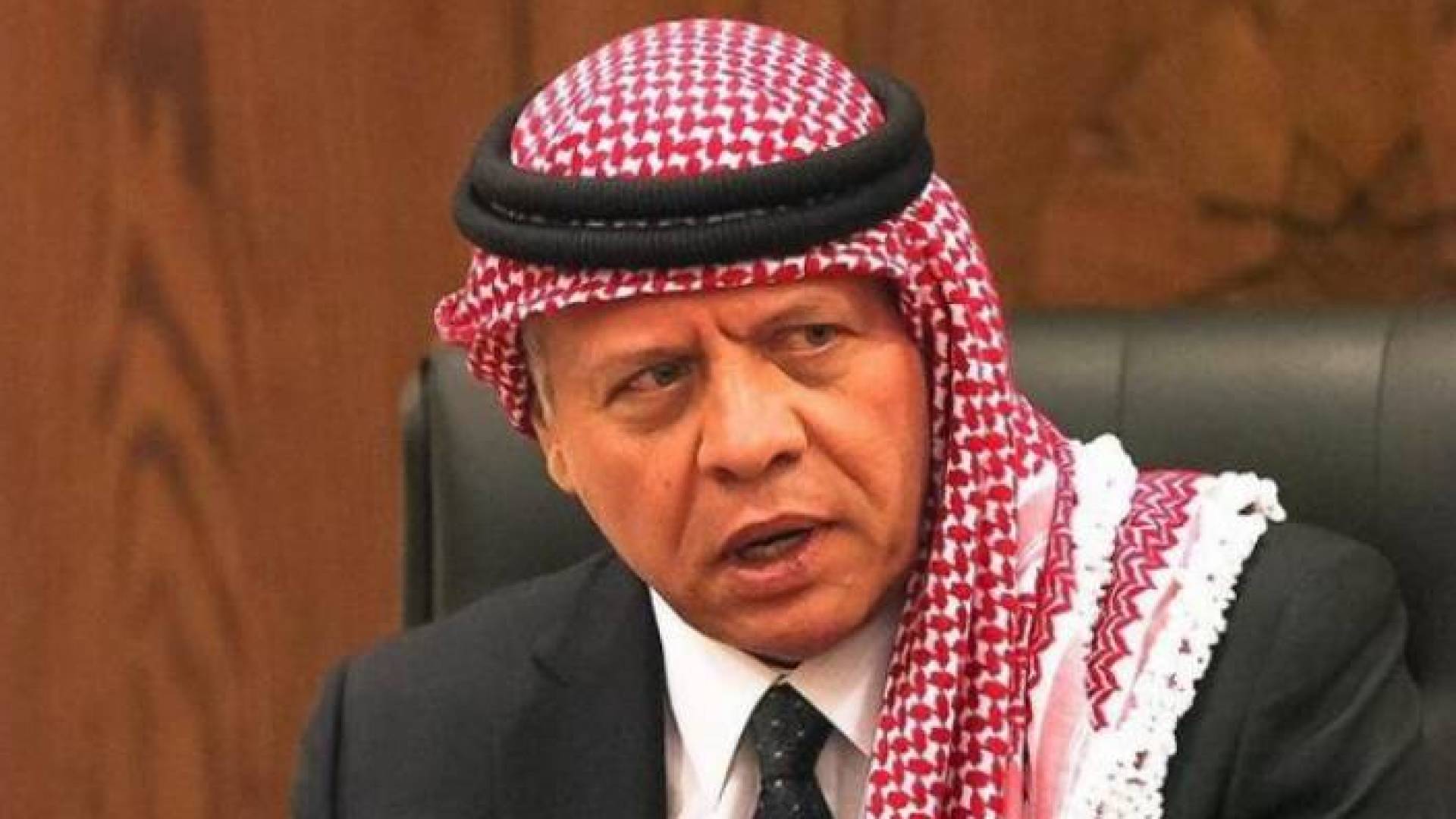 الملك يحذر مجددا من تداعيات استمرار الهجمات "الإسرائيلية" بالضفة الغربية