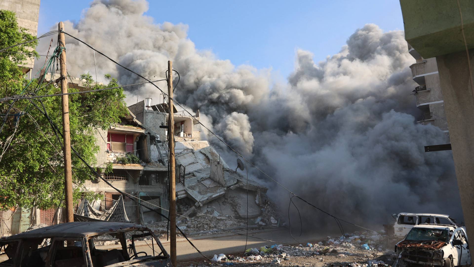 قصف عنيف على قطاع غزة