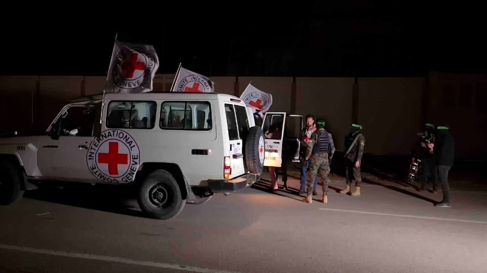 جانب من صفقة تبادل سابقة