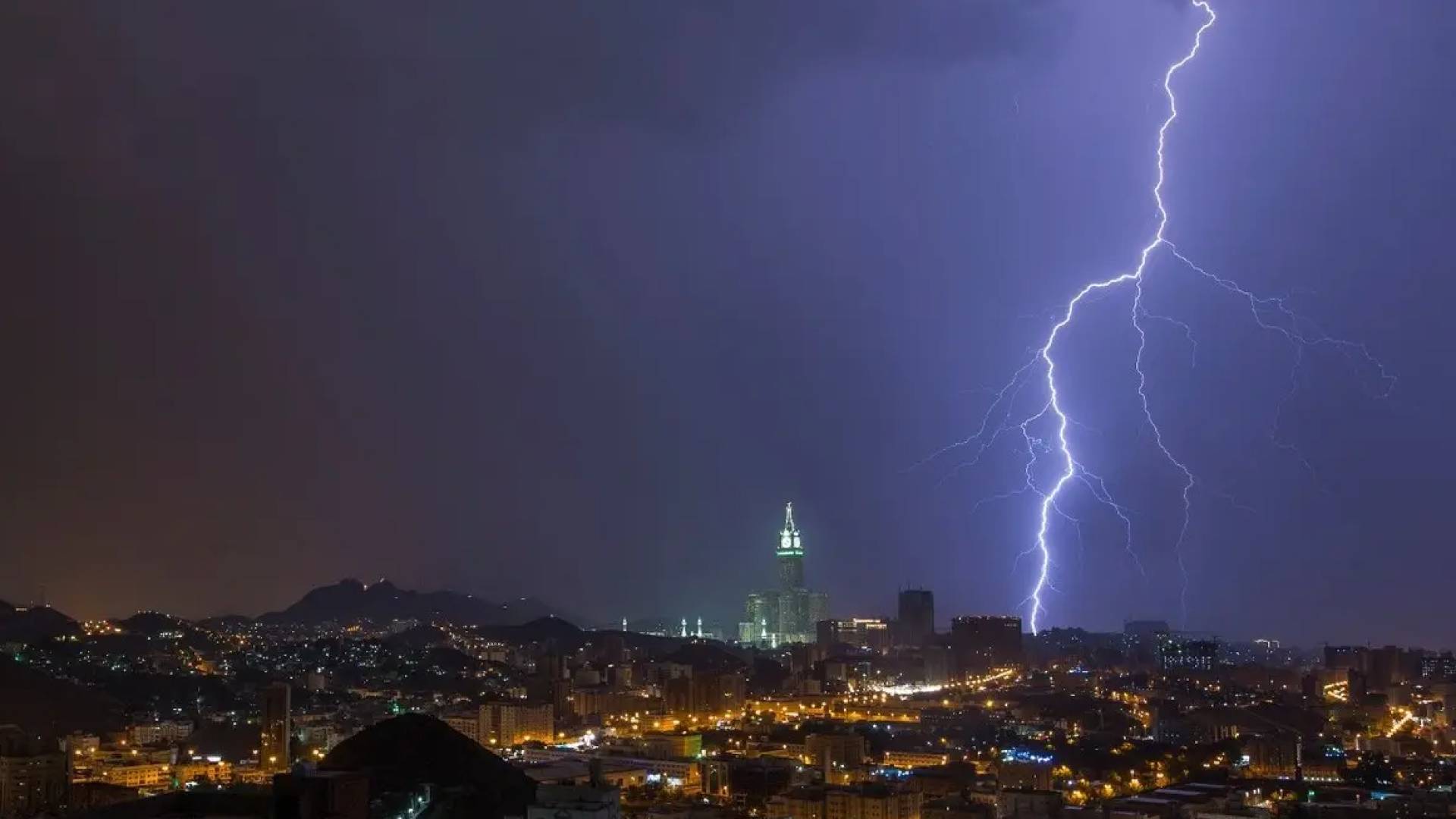 صواعق في مكة المكرمة