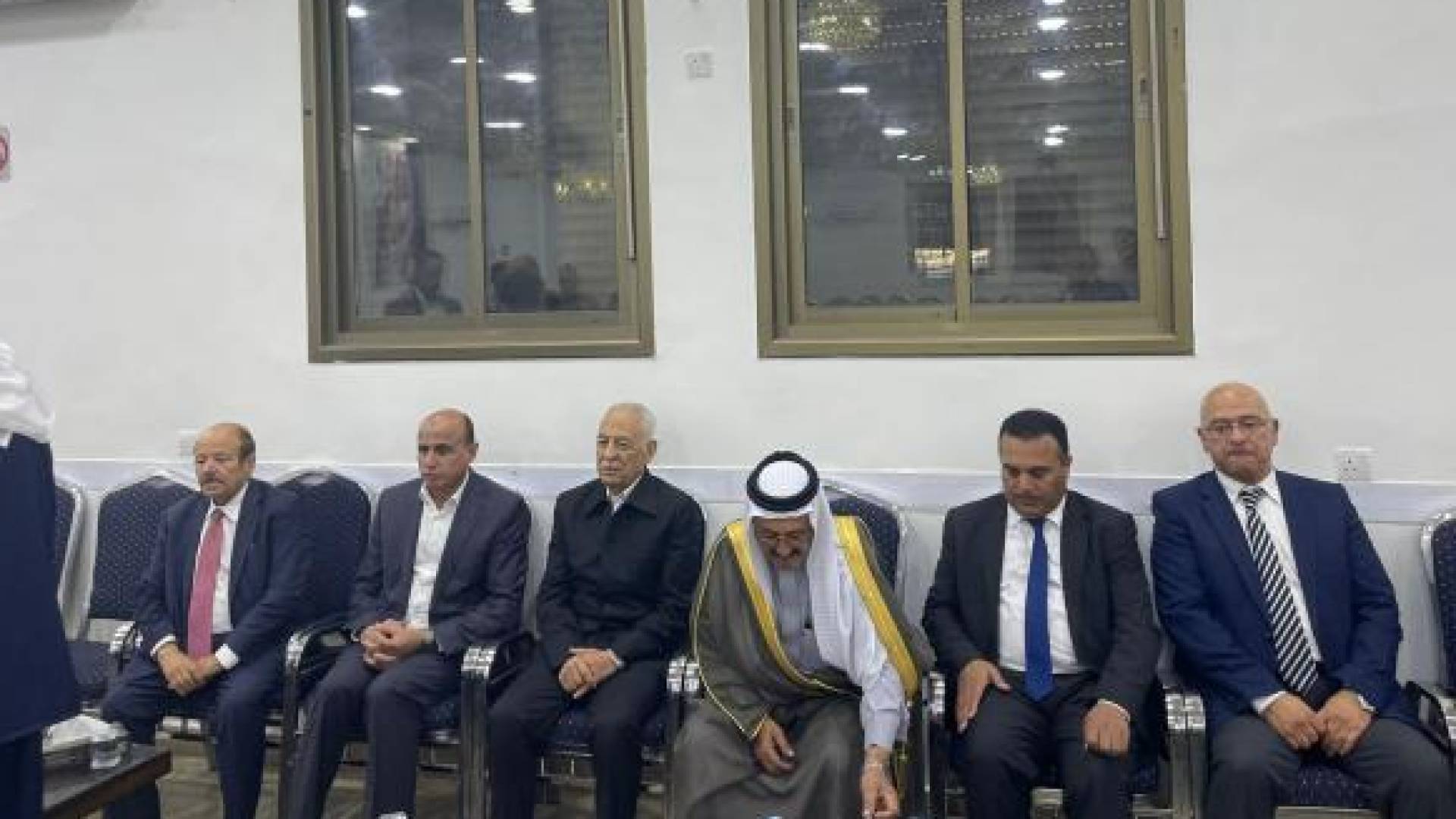 مندوبا عن الملك وولي العهد .. العيسوي يعزي الصرايرة والبطوش
