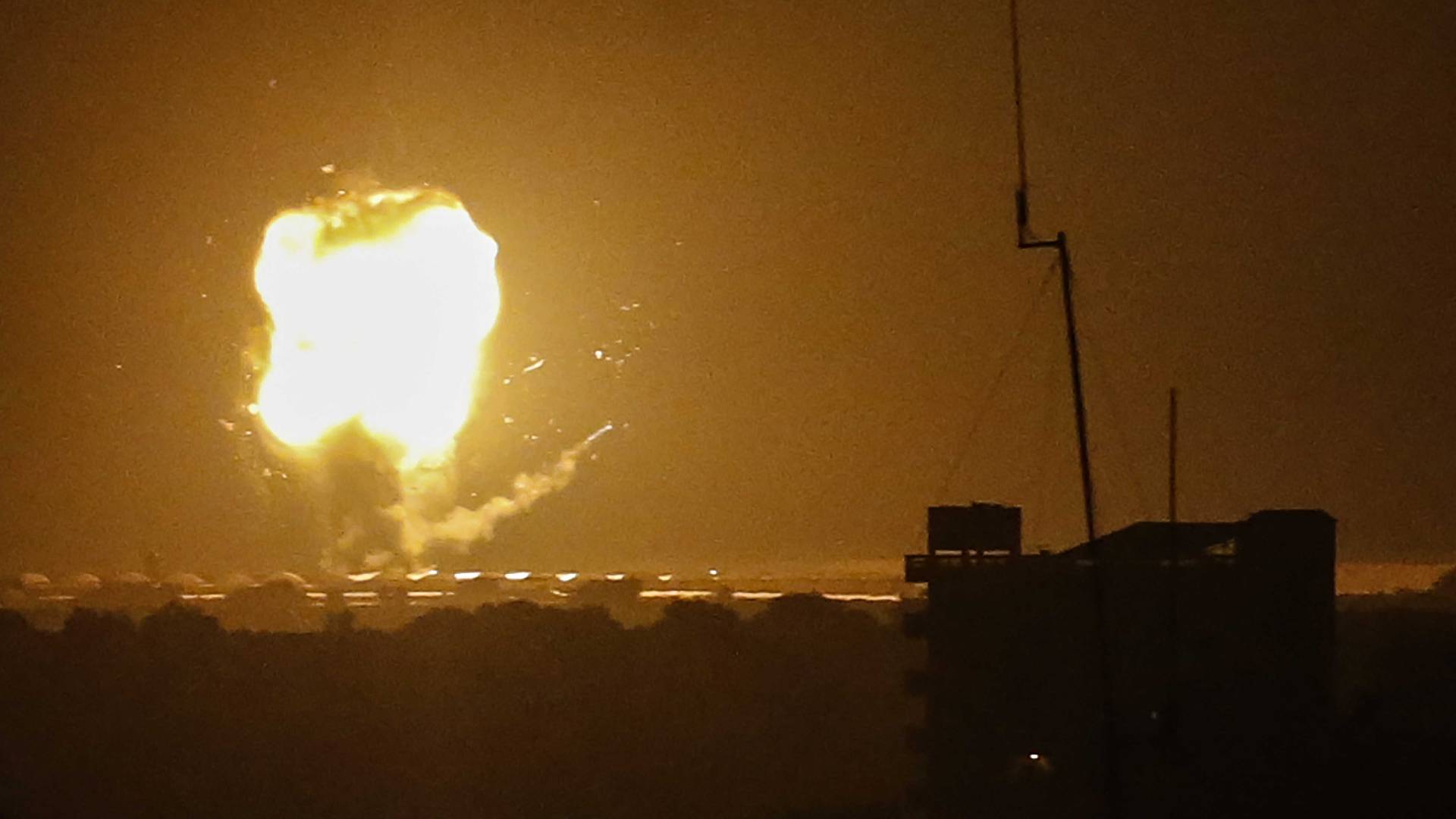 قصف منطقة في سوريا