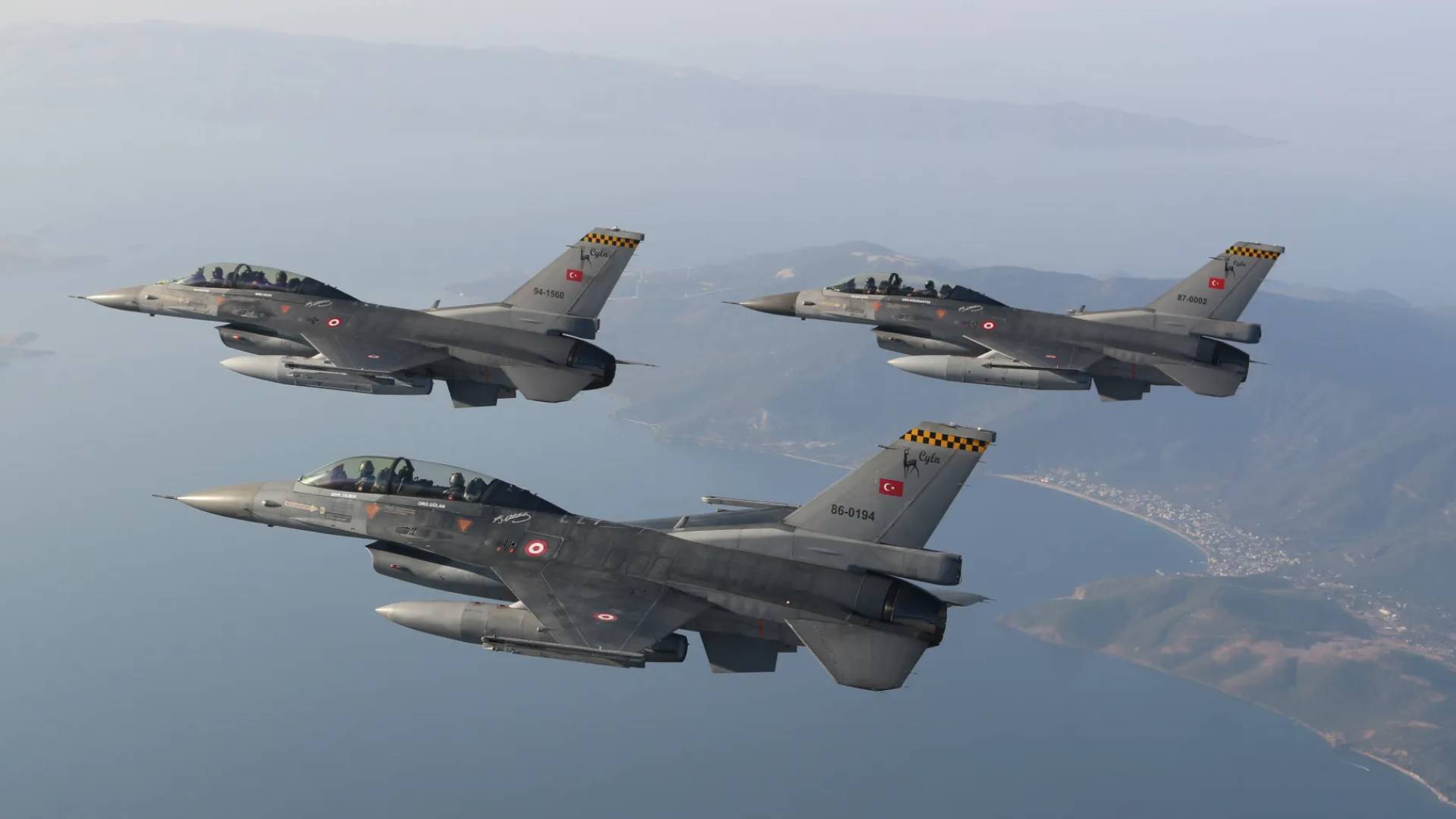 طائرات حربية تركية