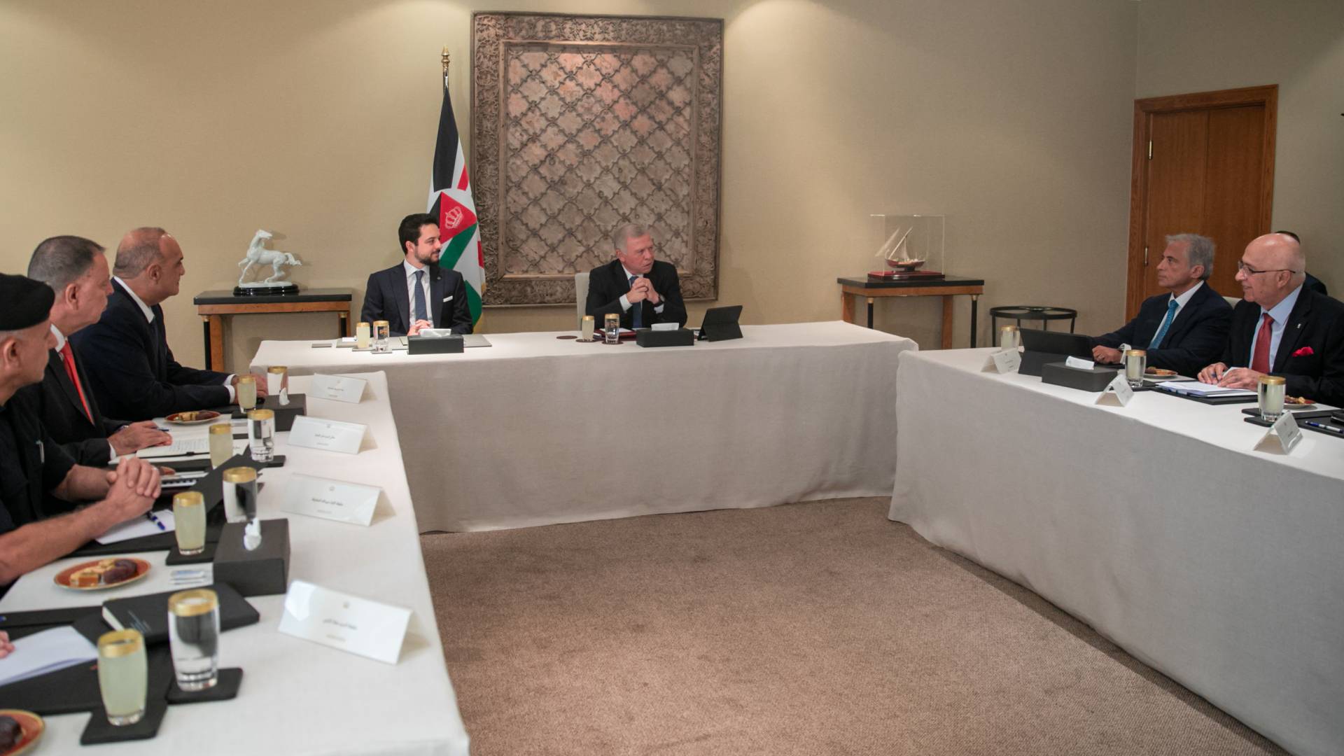 الملك يشدد على أهمية أن تكون أولويات الأحزاب وطنية وأن تعمل بعيدا عن أي مصالح أخرى - فيديو