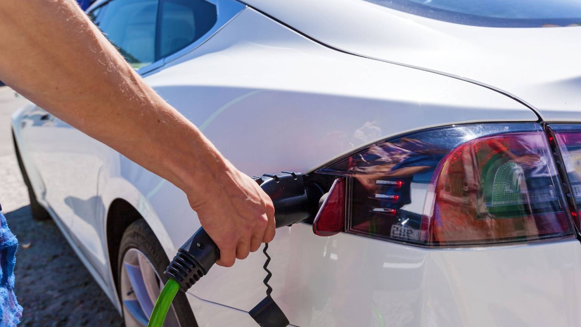 مركبة تعمل على الكهرباء