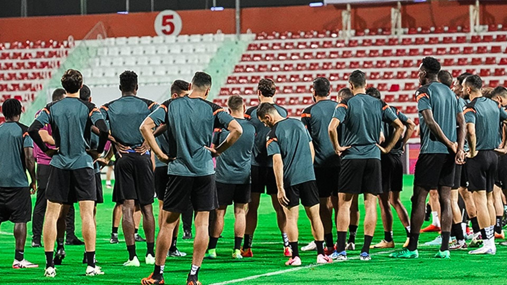 من تدريبات فريق الحسين اربد قبل لقاء شباب أهلي دبي في الجولة الأولى من دوري أبطال آسيا 2