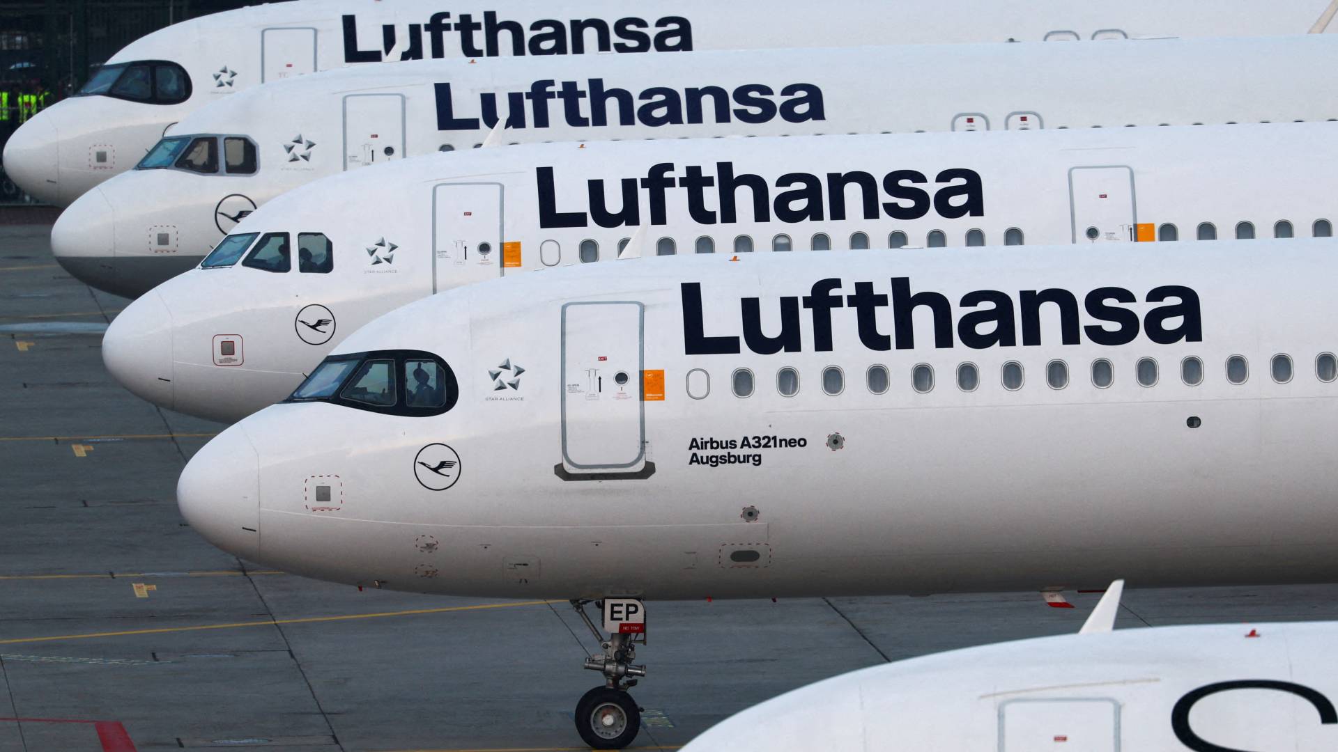 لوفتهانزا تمدد تعليق رحلاتها إلى مناطق في الشرق الأوسط