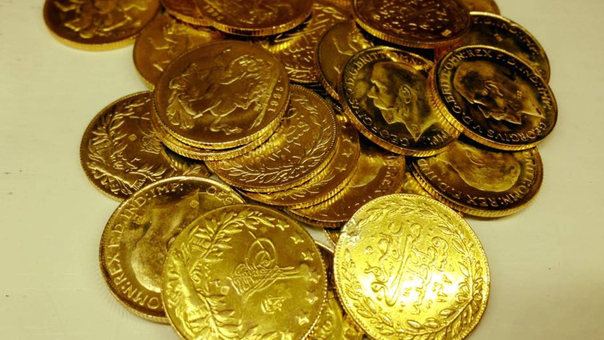 كم تبلغ أسعار ليرات الذهب الرشادي والإنجليزي في الأردن؟