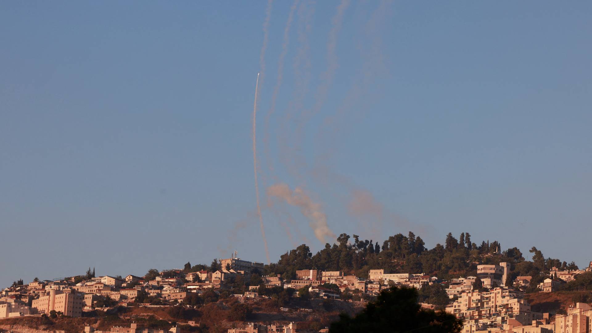 لارشقى صاروخية من لبنان