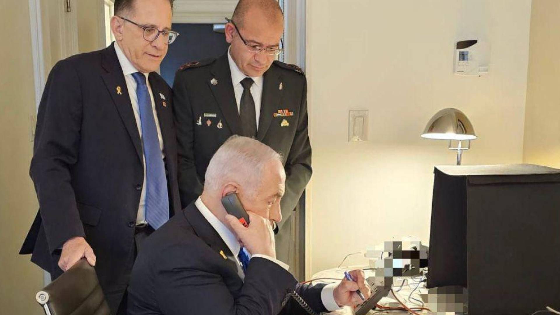 نتنياهو يجري مشاورات أمنية من نيويورك وغالانت يتابع تفاصيل العملية