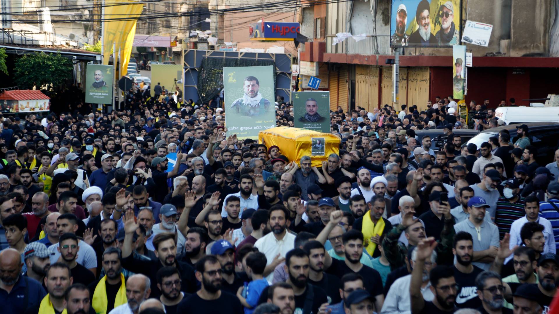تشييع جثامين قادة في حزب الله
