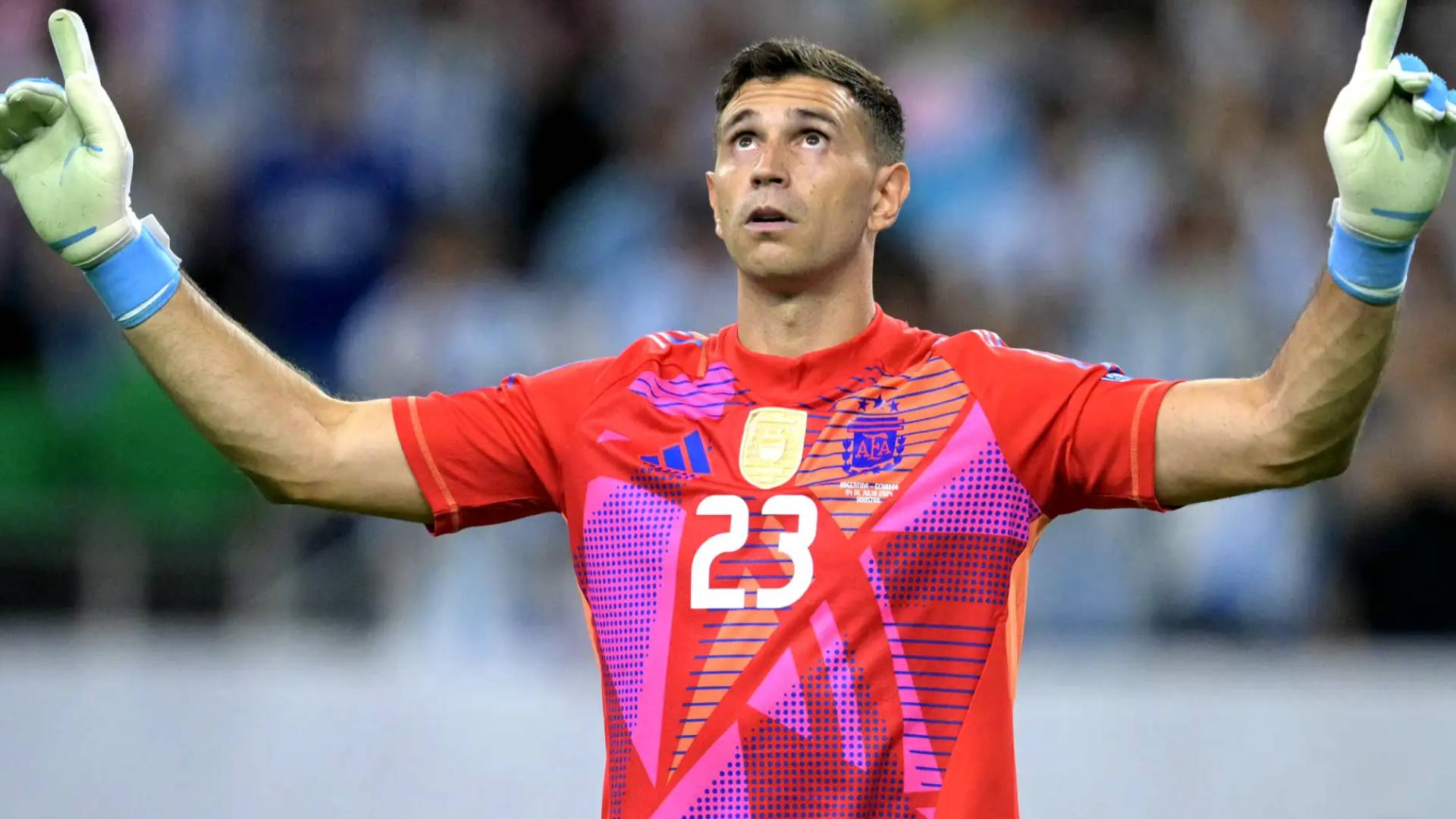 الحارس الارجنتيني ايمانويل مارتينيز