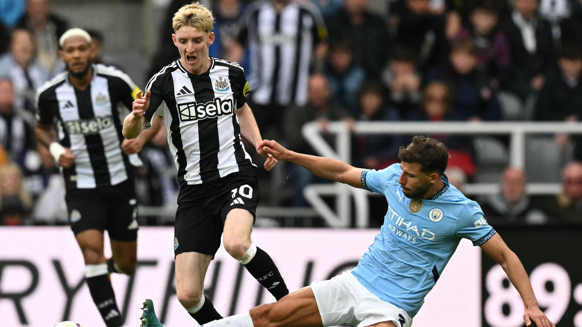 من مباراة مانشستر سيتي ونيوكاسل يونايتد ضمن الجولة السادسة من الدوري الانجليزي