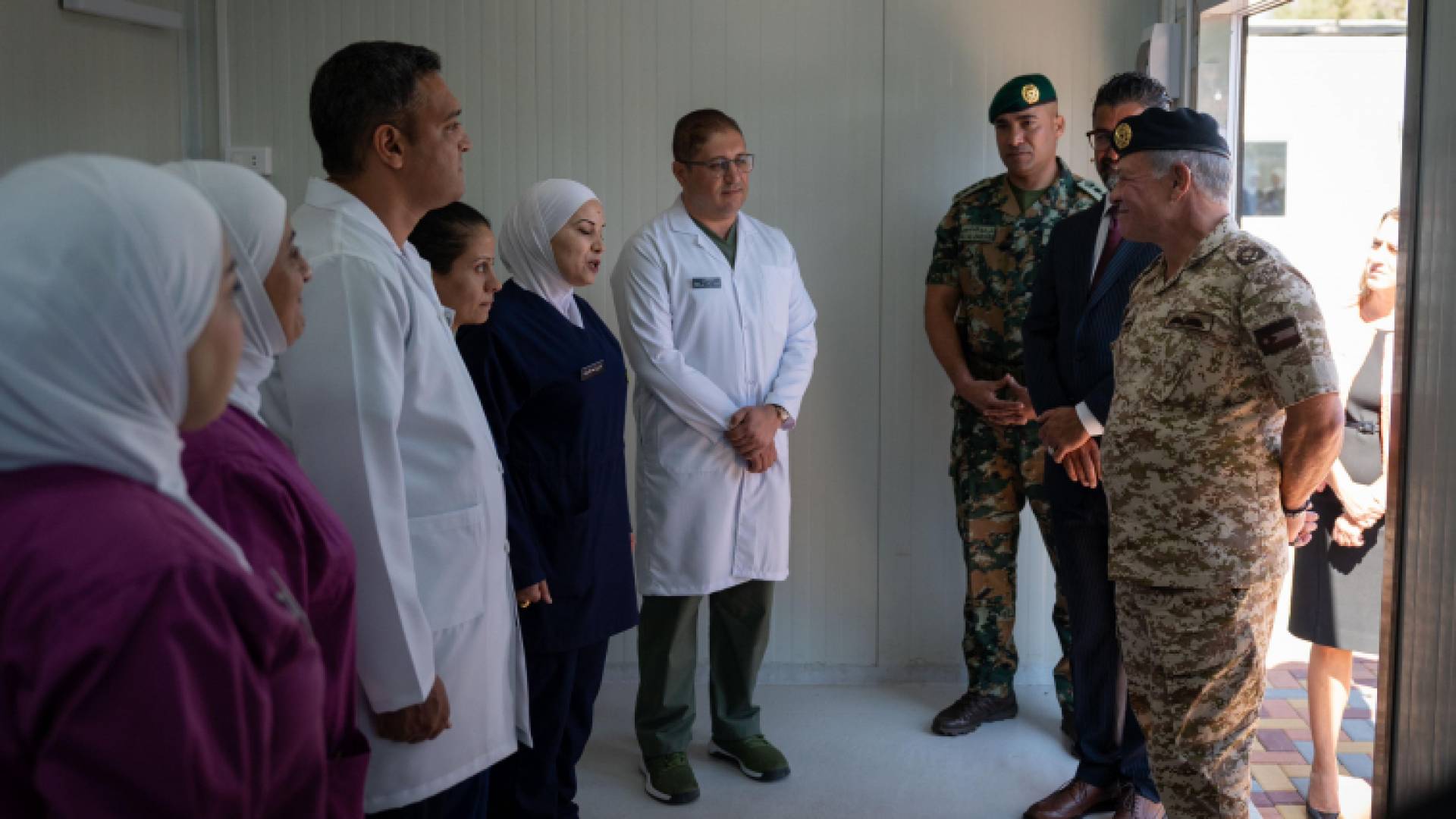 الملك يتابع عملية تجهيز مستشفى ميداني أردني للتوليد والخداج سيرسل لغزة قريبا