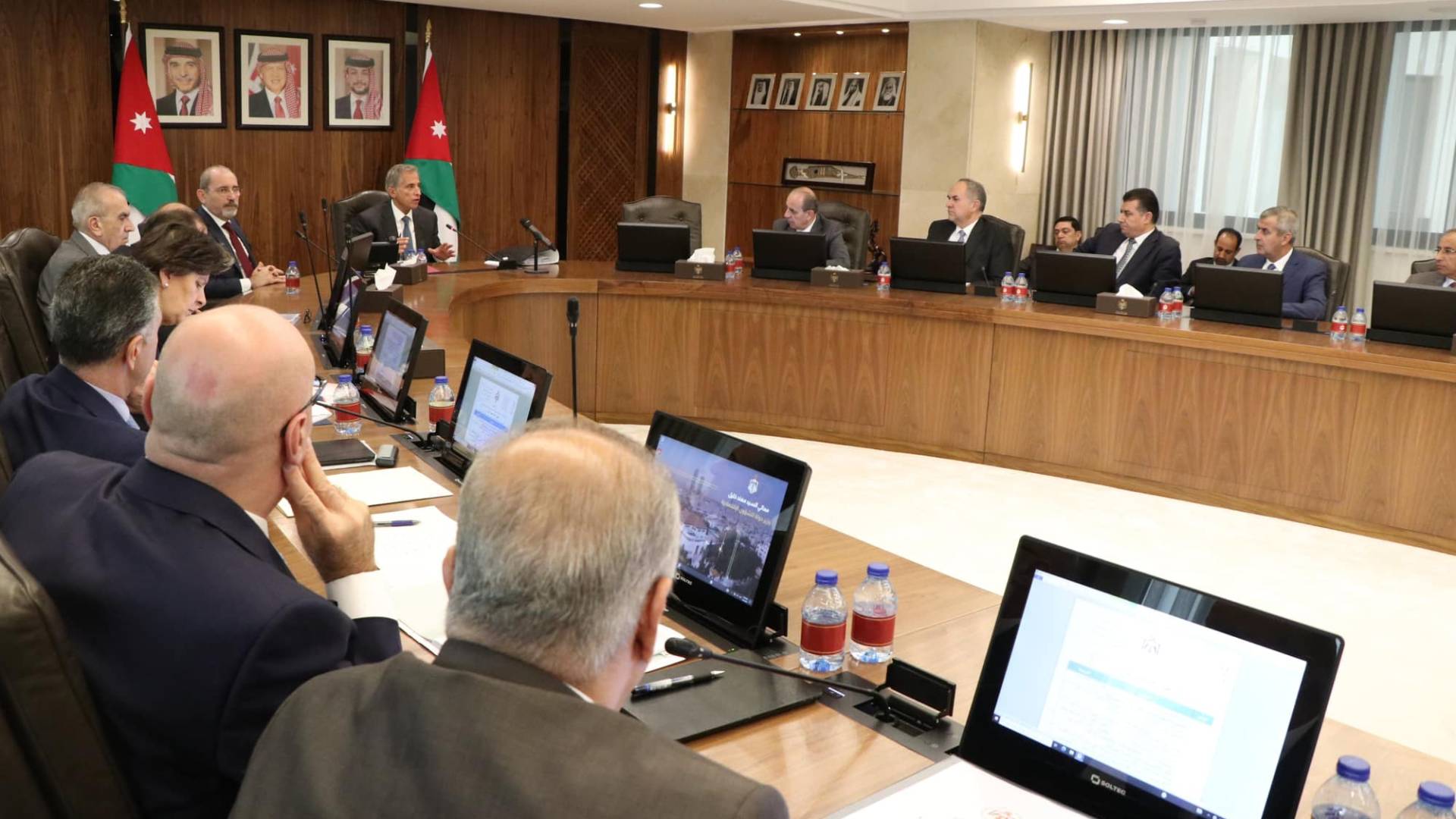 مجلس الوزراء