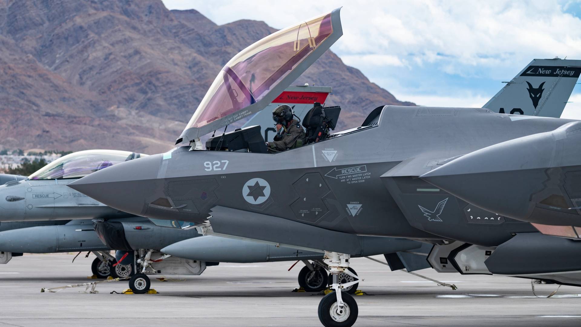 طائرات حربية تابعة لجيسش الاحتلال الإسرائيلي