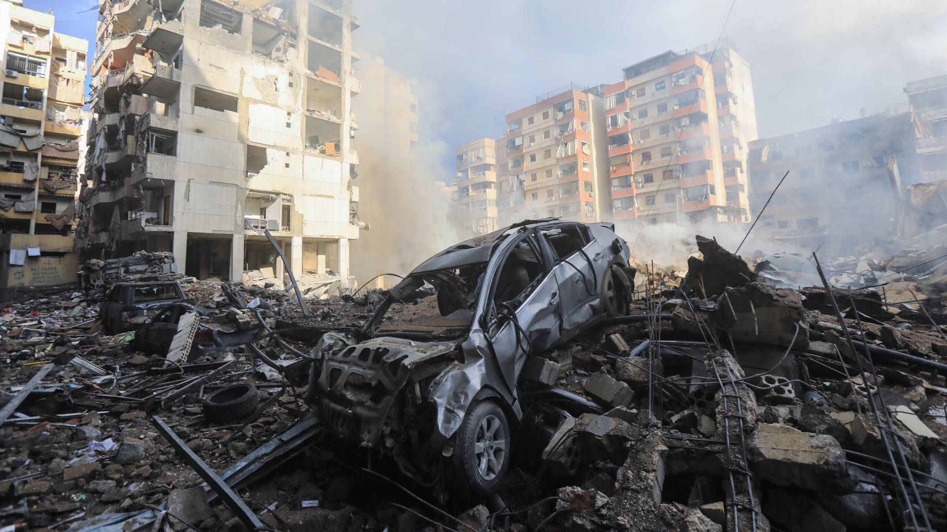 أثار القصف على الضاحية الجنوبية ببيروت